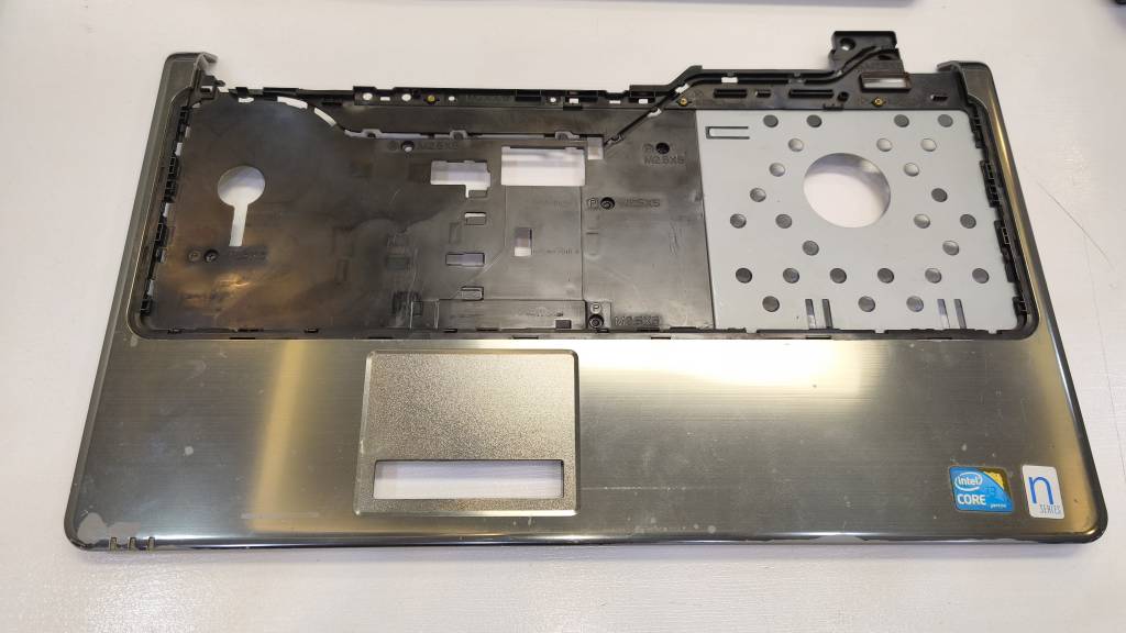 قاب رویی لپ‌تاپ Dell Inspiron 1564 همراه تاچ‌پد