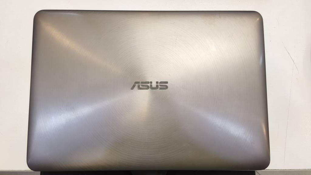 قاب A پشت ال سی دی لپ تاپ ایسوس Asus N552V N552VW اورجینال فلزی جای پیچ سالم با وبکم